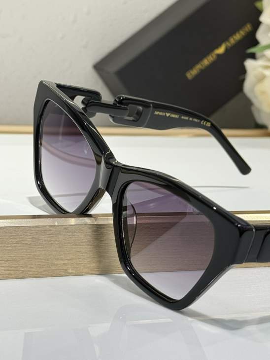 Picture of Armani Sunglasses _SKUfw74525182fw